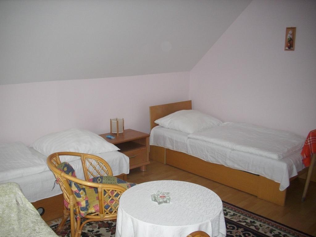 Penzion Jesenice Jesenice  ห้อง รูปภาพ